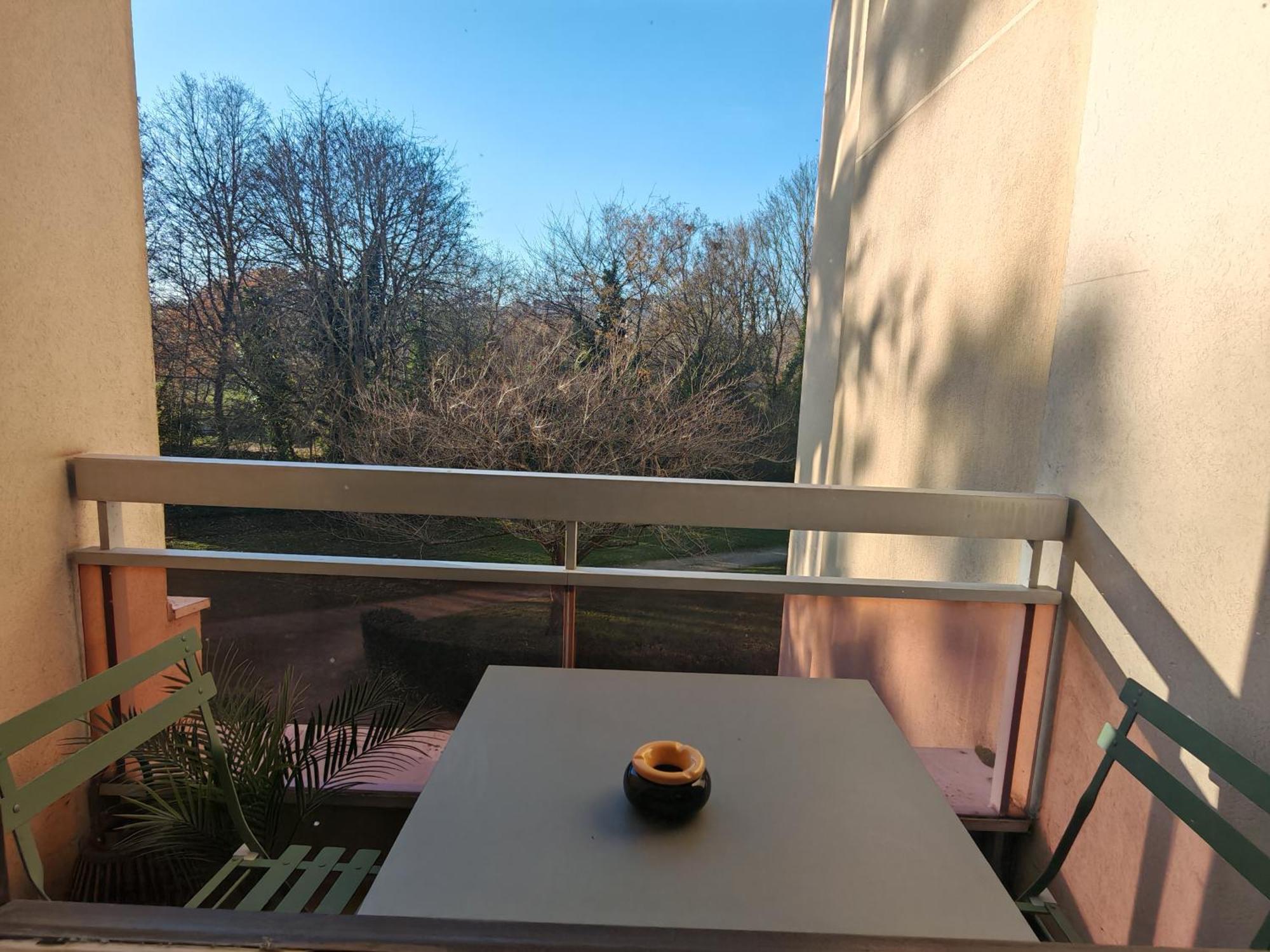 T3 Cosy Petit Balcon 5mins France Miniature Appartamento Elancourt